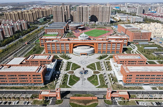  錫林郭勒盟蒙古族中學新校區建設項目（2022-2023年度魯班獎工程）